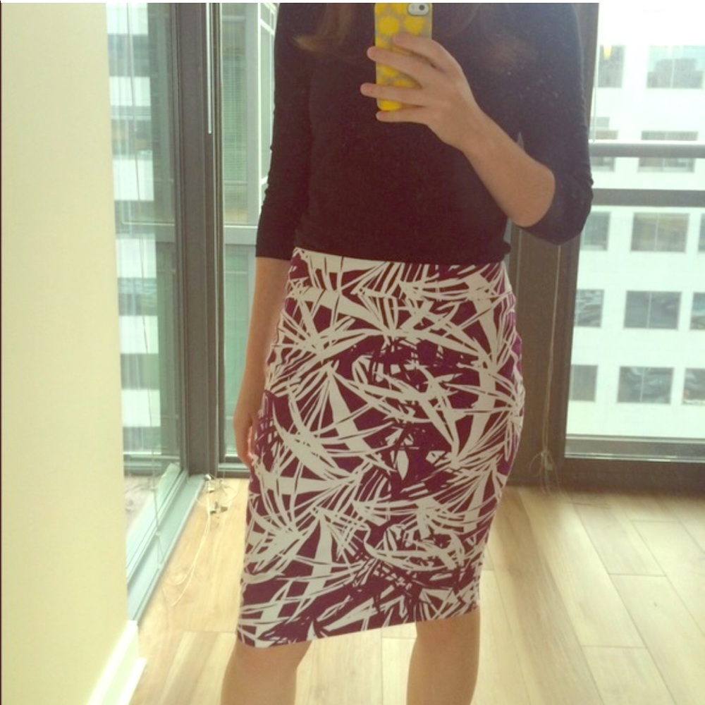 LOFT Purple Palm Print Lined Pencil Skirt